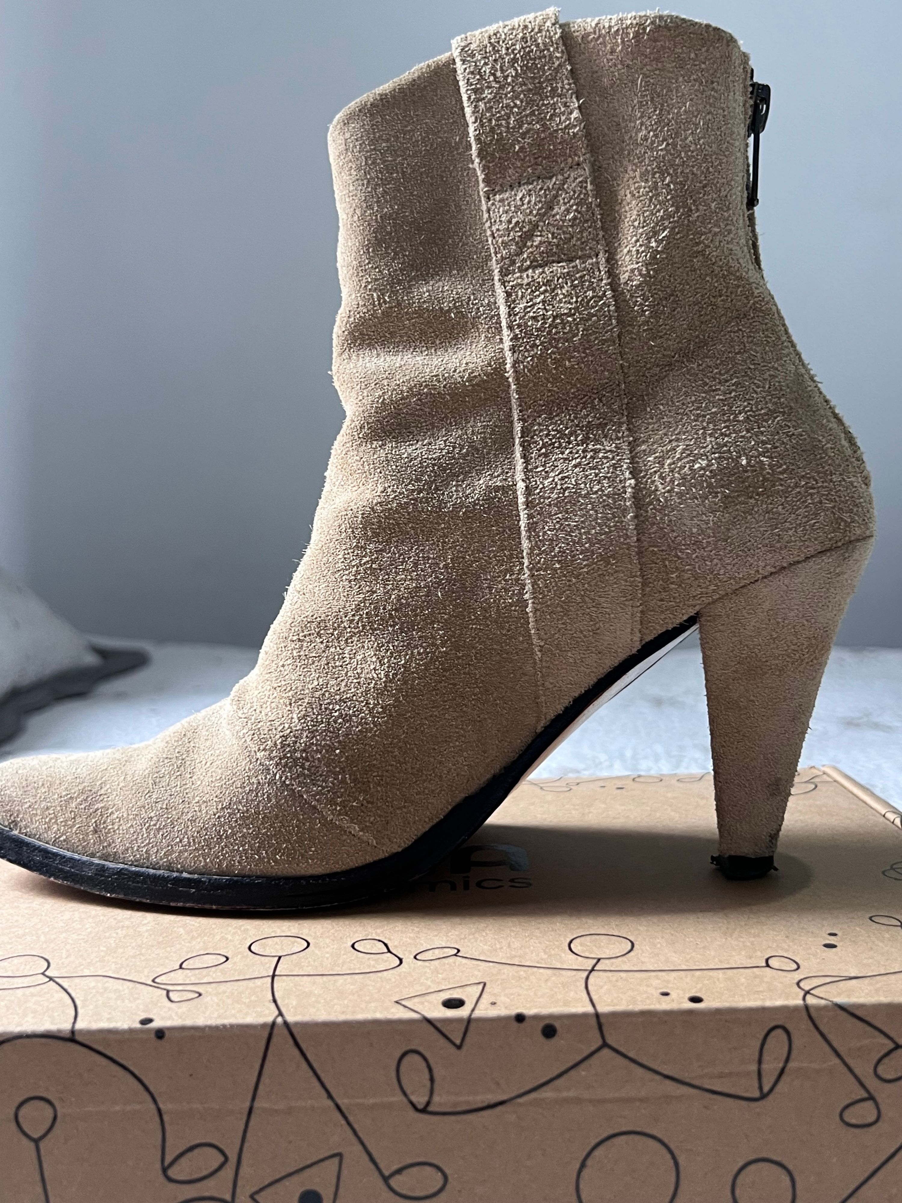 Bota de segunda mano